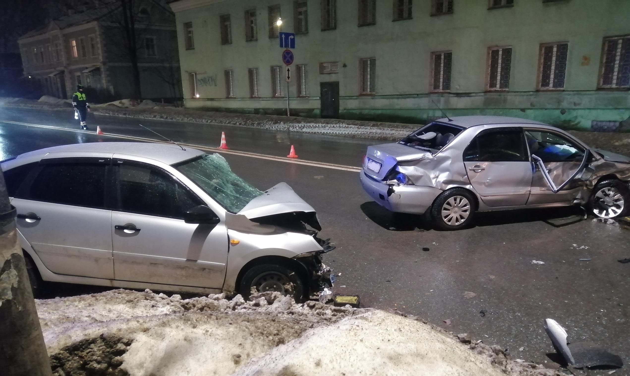 Трое пострадали в результате аварии в Смоленске на Витебском шоссе