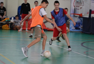 Смоленские единороссы подвели промежуточные итоги турниров по волейболу и микрофутзалу