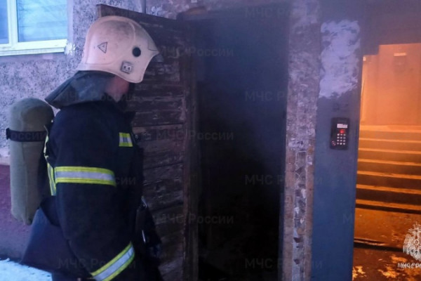 В Смоленске вспыхнула квартира на улице Кирова
