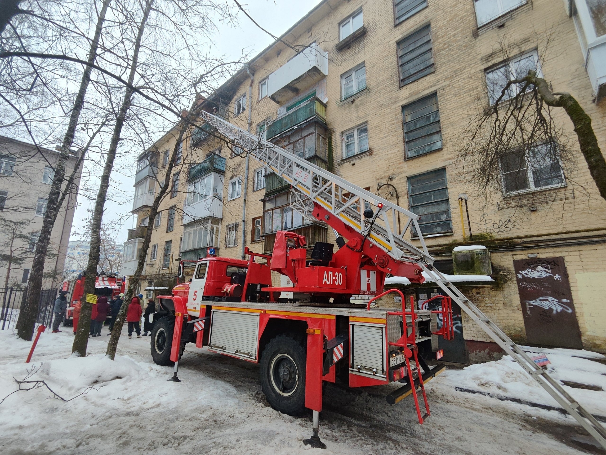 В Смоленске в результате пожара на улице Кирова погиб мужчина