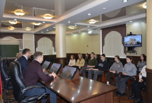 В Смоленске провели круглый стол с участниками «Студенческого десанта»
