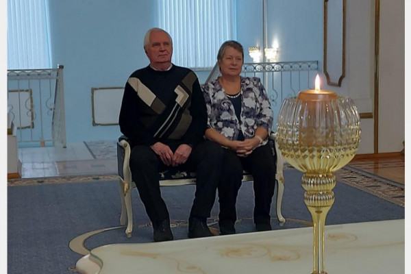 Супруги Тюнис из Смоленска отметили золотую свадьбу