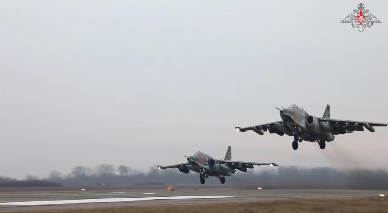 Штурмовики Су-25 атаковали подразделения ВСУ на Донецком направлении