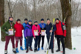 В Смоленске прошел чемпионат по лыжным гонкам среди полицейских