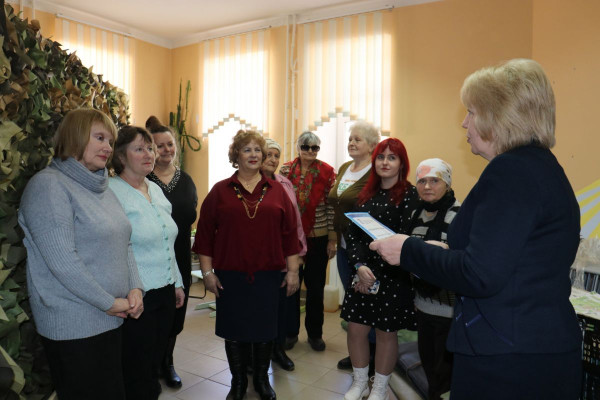 Внимание матерям бойцов СВО и волонтёрам. В Смоленской области отмечают 8 марта