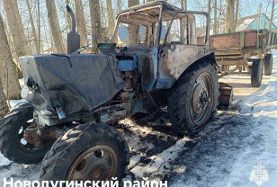 В Смоленской области в один день горели два трактора