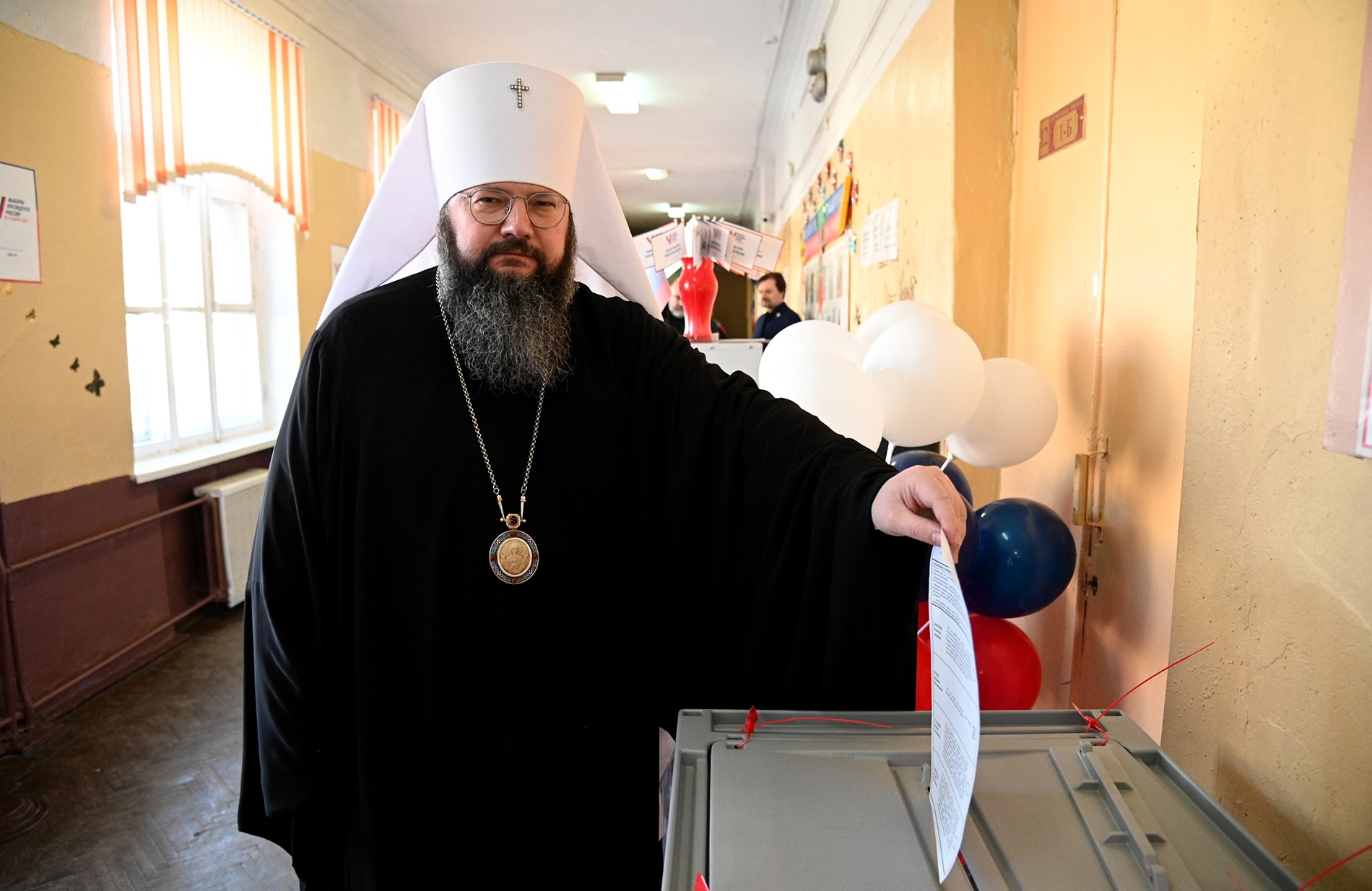 Глава Смоленской митрополии принял участие в выборах президента России