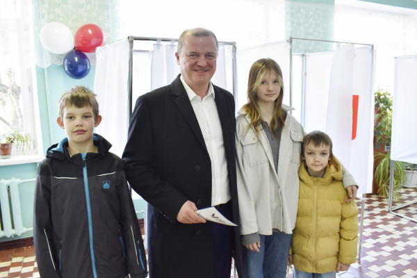 Министр цифрового развития Смоленской области одним из первых проголосовал на выборах президента 