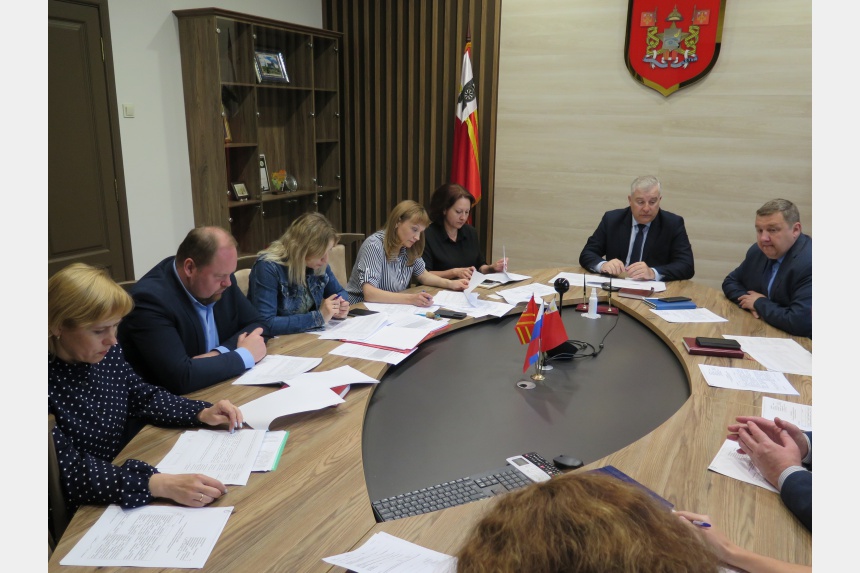 В Смоленске состоялось заседание комиссии по противодействию коррупции