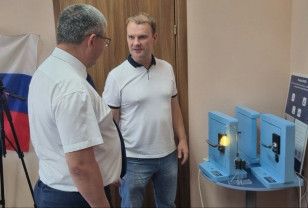 Глава города Александр Новиков посетил смоленский Инженерно-технический центр
