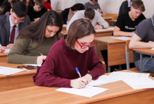 Порядка 5 тысяч смоленских девятиклассников сдавали экзамены по выбору 30 мая
