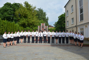 В Смоленске молодые полицейские закончили учёбу в Центре профессиональной подготовки
