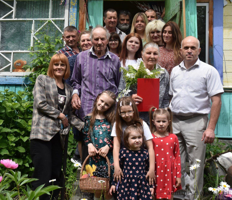 Супруги Одинцовы из Краснинского района. 65 лет вместе