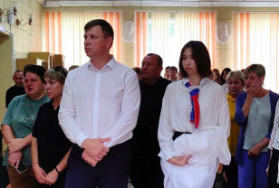 В Смоленске в школе № 24 открыли памятную доску, посвящённую погибшим участникам СВО