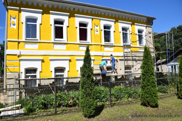 В Смоленской области продолжается ремонт Краснинского краеведческого музея