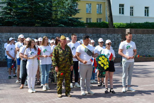 Участники международного молодёжного военно-патриотического проекта «Дорогами Памяти и Славы» посетили Смоленскую область