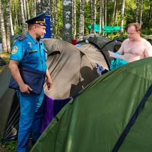 В Смоленской области участникам летнего семейного слёта напомнили правила пожарной безопасности