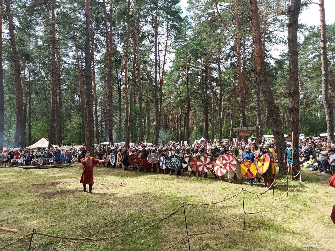 В Смоленске открылся фестиваль исторической реконструкции «Гнёздово» 