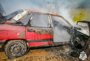 В Смоленске за сутки сгорели два автомобиля