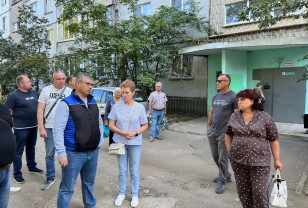 Чем оказался недоволен мэр Смоленска во время рабочей поездки по Ленинскому району