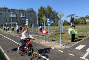 В Шаталовской средней школе Починковского района открыли детский автогородок