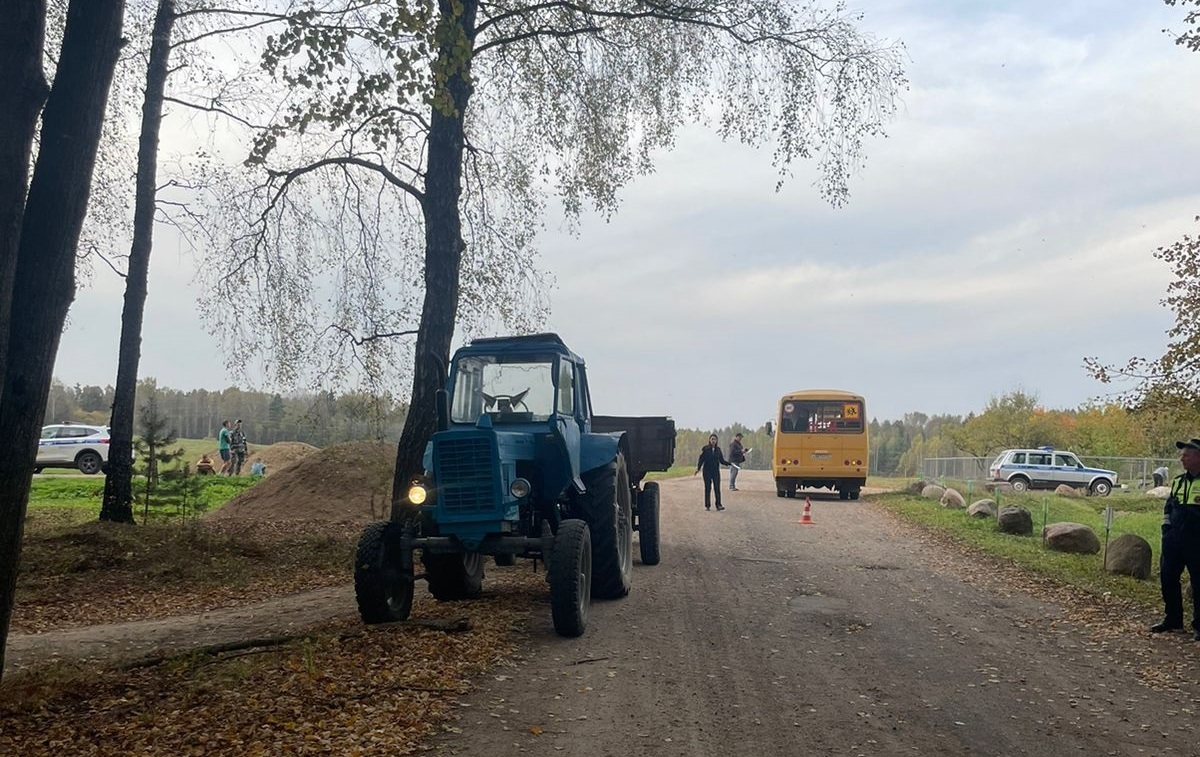 В Тёмкинском районе трактор сбил 7-летнего ребёнка