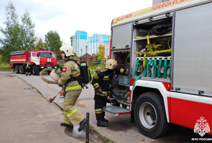 В Смоленске МЧС провело учения в Федеральном центре травматологии, ортопедии и эндопротезирования