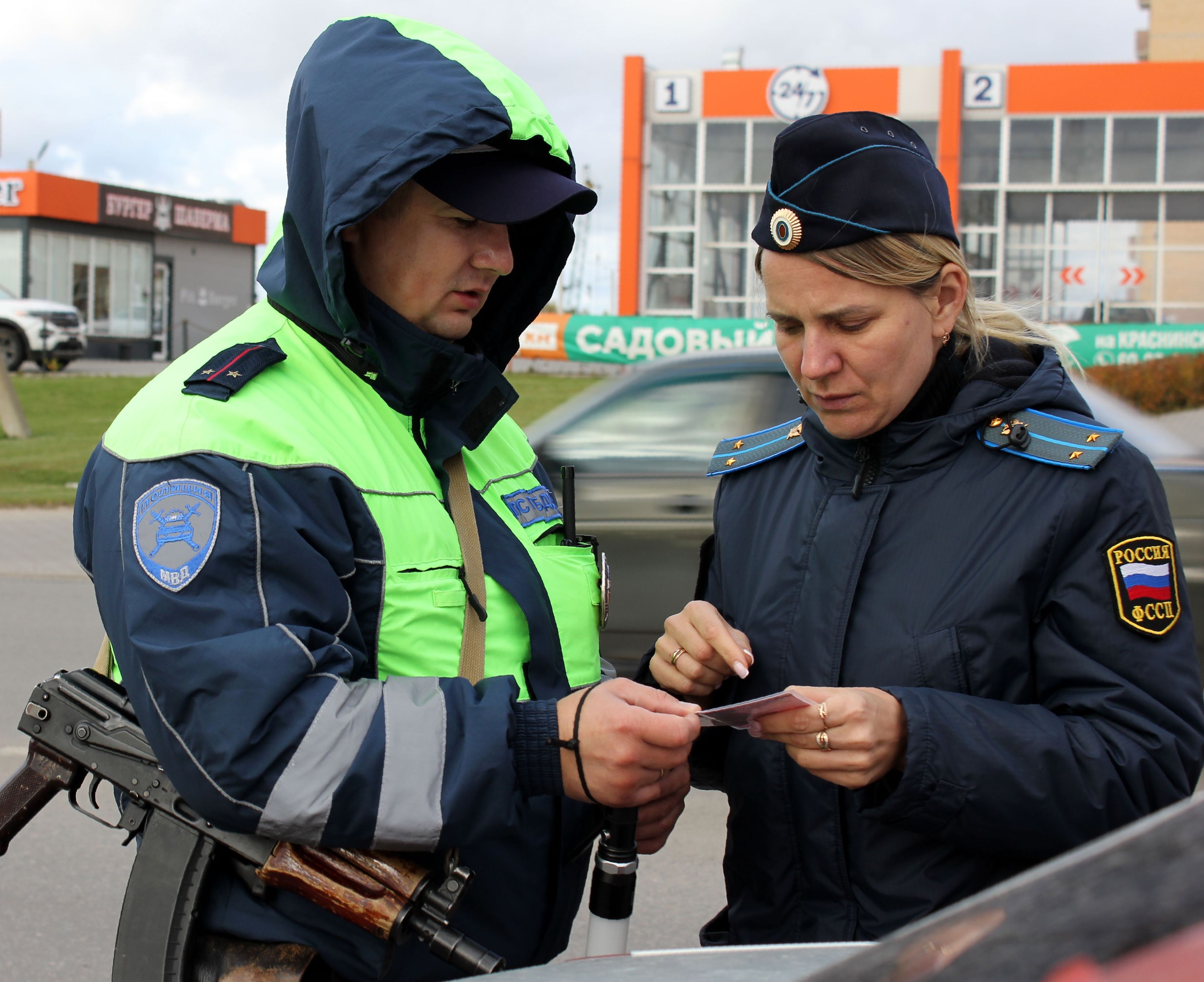 Запрет на продажу автомобиля побудил смолянина оплатить 20 штрафов ГИБДД