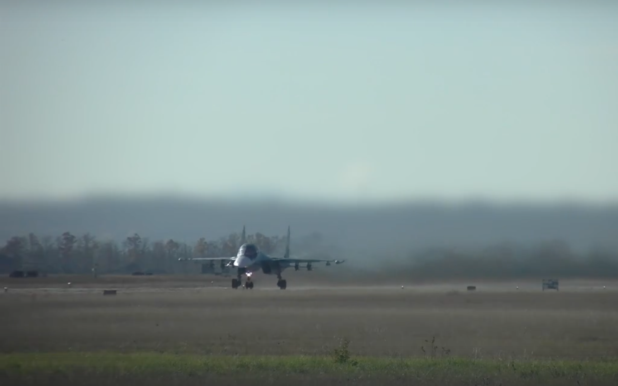 Экипаж Су-34 нанёс удар по скоплению личного состава и военной технике ВСУ в курском приграничье