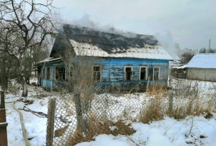 В Ярцеве на улице Смоленской горел частный жилой дом