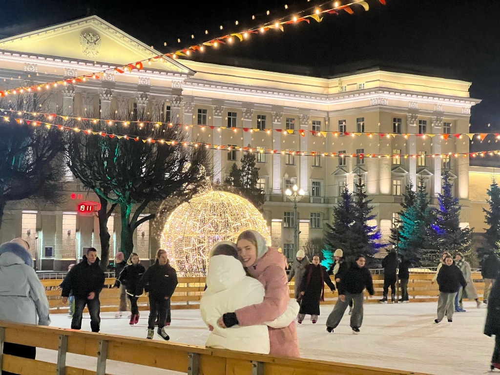 Новогодние развлекательные программы для жителей и гостей города Смоленска