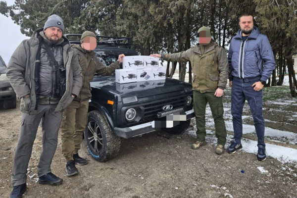 Депутат Госдумы Артём Туров передал спецтехнику смоленским бойцам в Херсонской области 