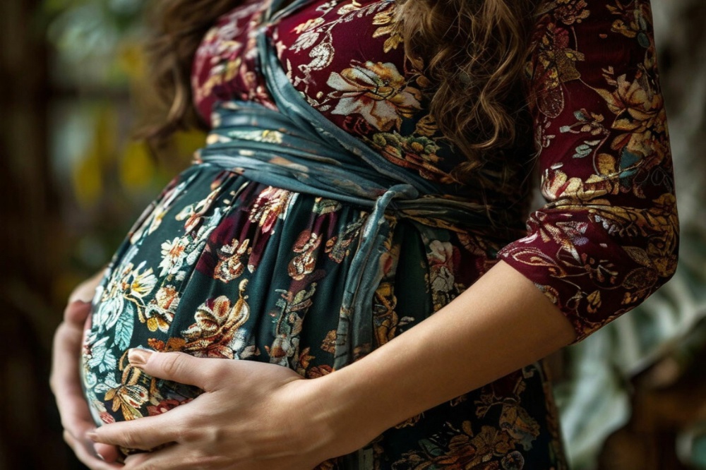 68 мероприятий включено в региональную программу по повышению рождаемости в Смоленской области