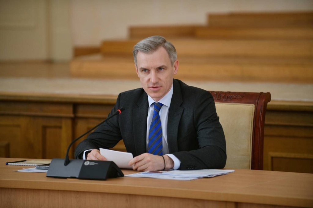 Василий Анохин: Держу на контроле реализацию всех проектов в сфере здравоохранения