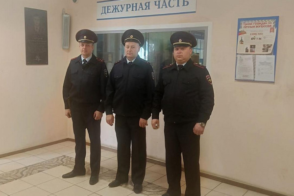 Смолянка благодарит полицейских за помощь при пожаре