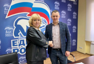 Общественные активисты и волонтёры регистрируются на предварительное голосование «Единой России» в Смоленске