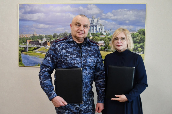 В Смоленской области подписано Соглашение о сотрудничестве между УФСИН и фондом «Защитники Отечества»