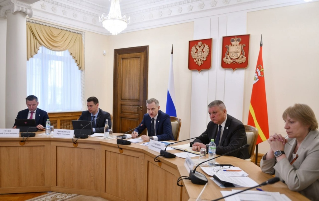 Правительство Смоленской области обсудило систему спортивной адаптации участников спецоперации