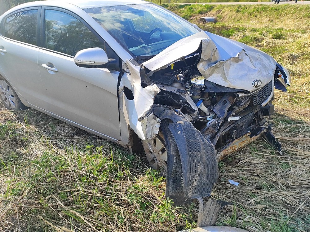 В Дорогобужском округе столкнулись Kia Rio и LADA Granta