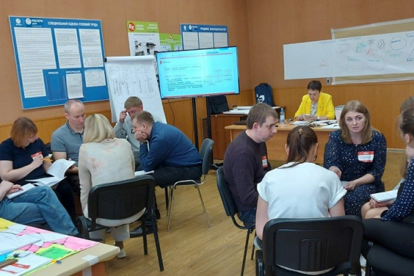 Сотрудники смоленского филиала «Россети Центр» освоили программу обучения по управлению конфликтами для кадрового резерва