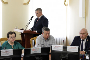 Александр Новиков выступил с докладом о работе администрации Смоленска за 2024 год