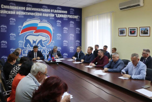 Овсянкин, Корнюченков, Куликовских: определена общемуниципальная часть списка кандидатов в депутаты Смоленского горсовета