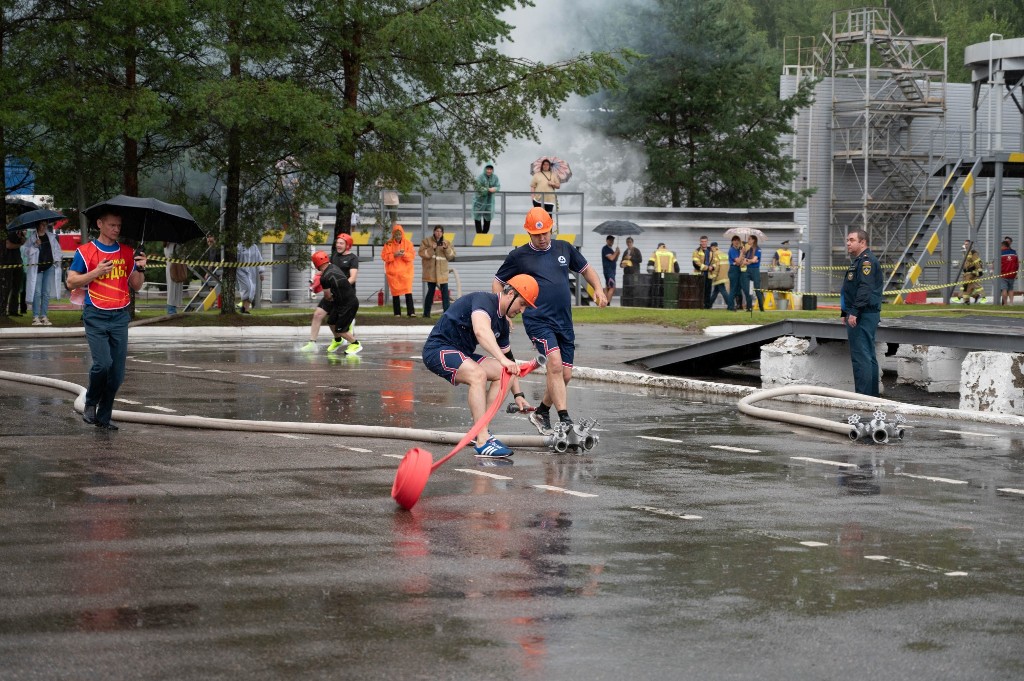 На Смоленской АЭС состоялись соревнования добровольных пожарных формирований