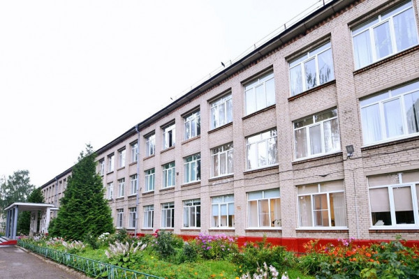 700 учебных заведений откроются 1 сентября в Смоленской области