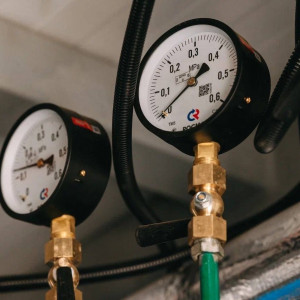 Анохин: Смоляне помогают жителям Курской и Белгородской областей