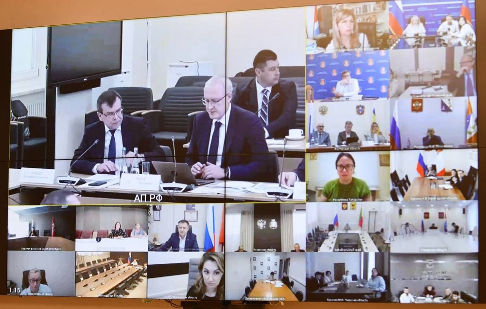 В Смоленской области обсудили сохранение объектов культурного наследия