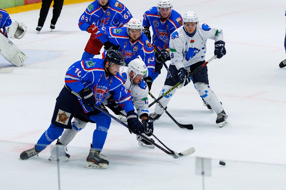 Василий Анохин приглашает смолян на хоккейный турнир памяти Александра Степанова  