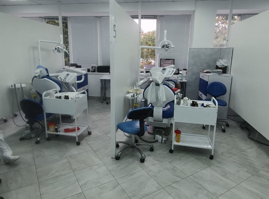 В Смоленске отремонтировали областную стоматологическую поликлинику