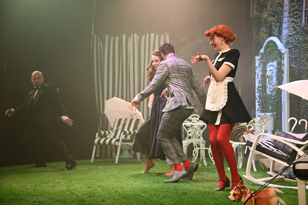 Где-то за туманами…