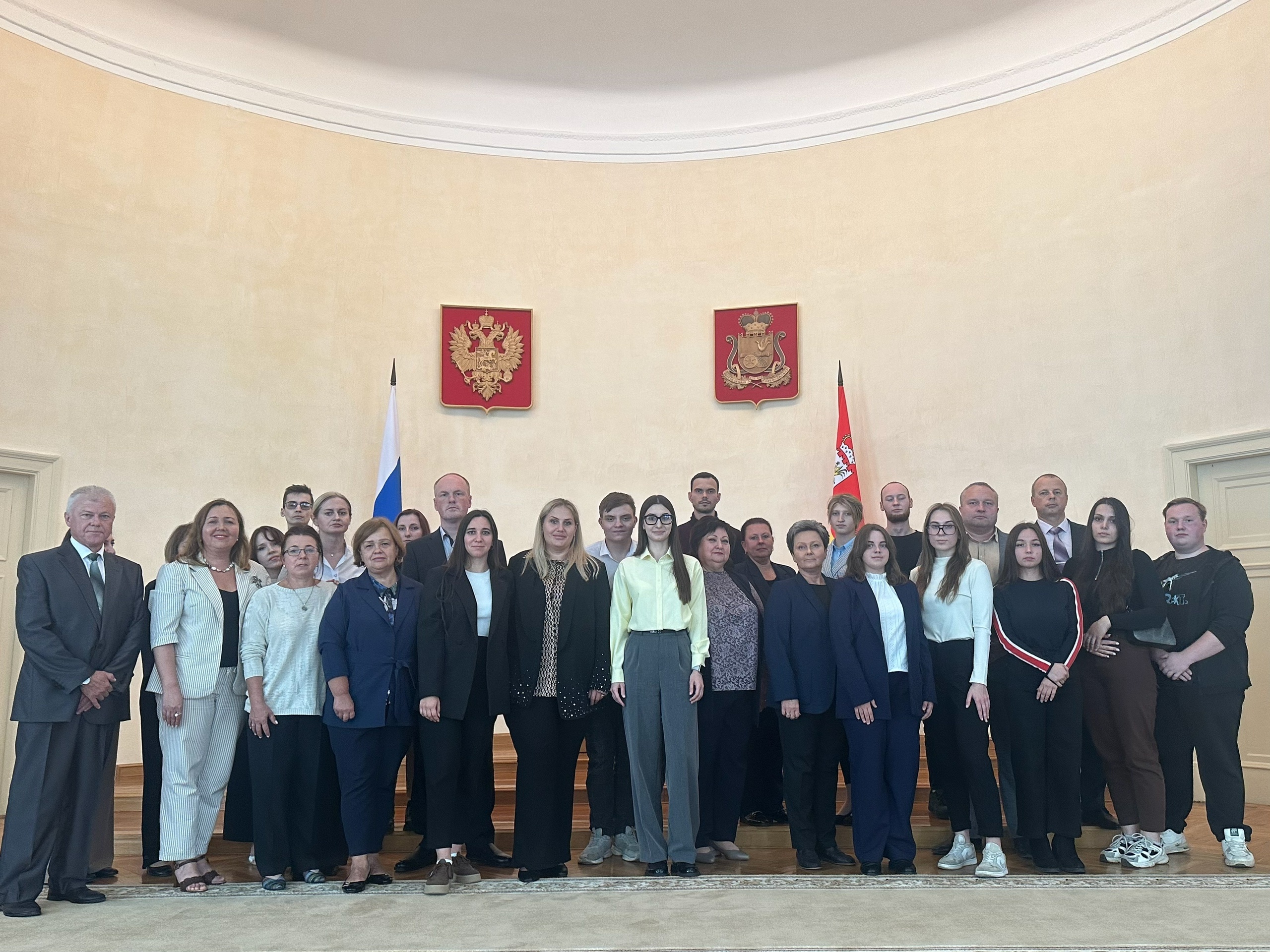 В Смоленской области ещё 18 медиков стали участниками земских программ